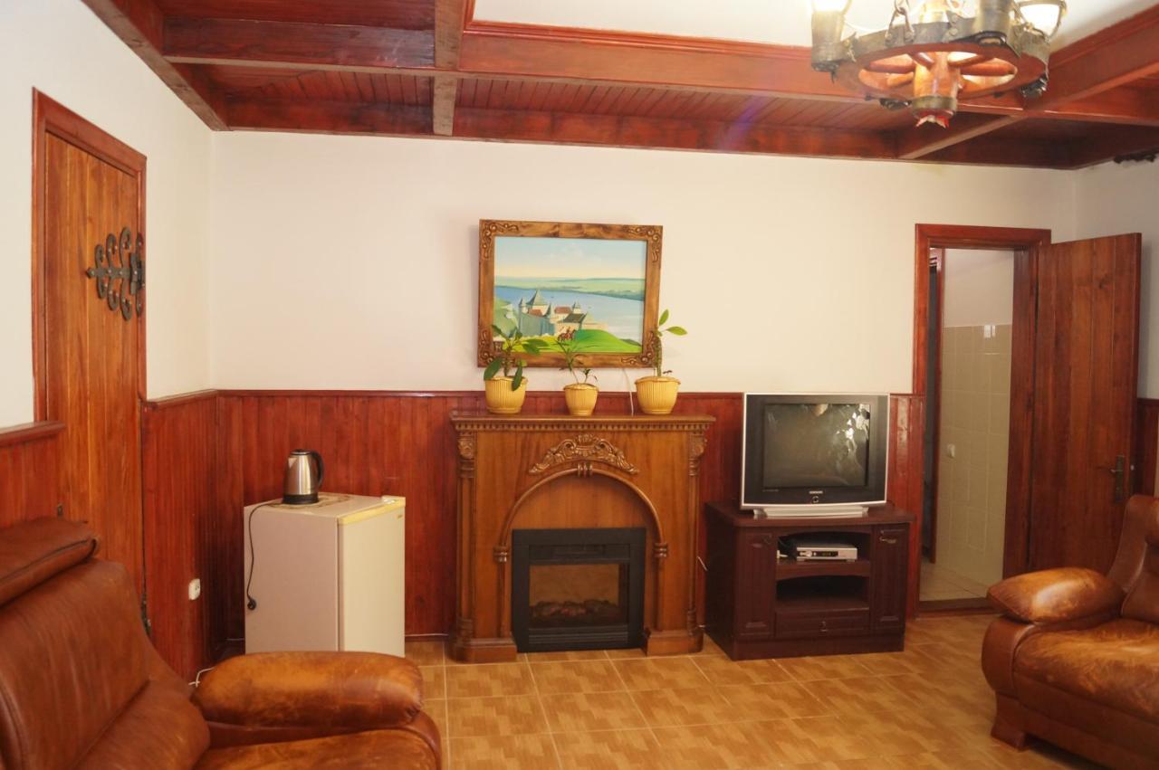 Норіс Hotell Migovo Exteriör bild