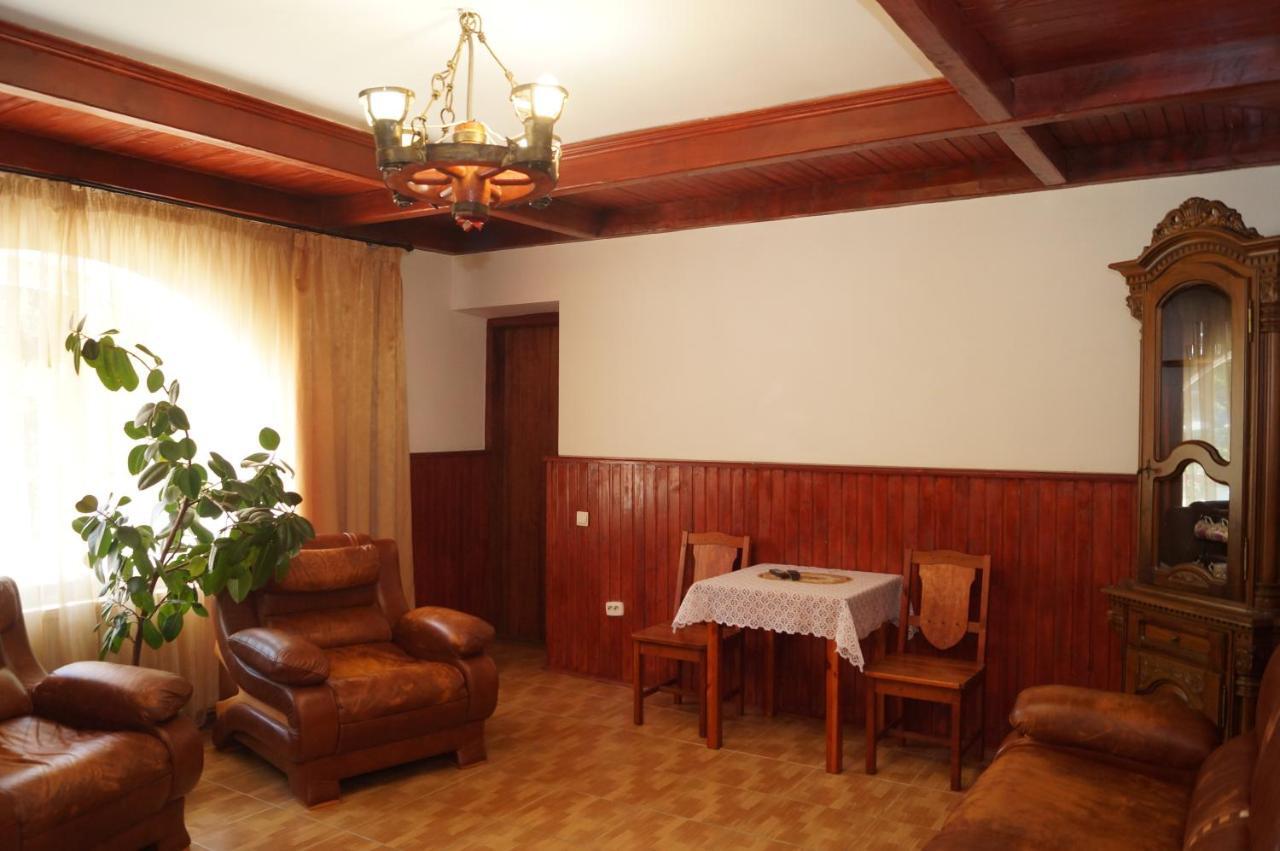 Норіс Hotell Migovo Exteriör bild