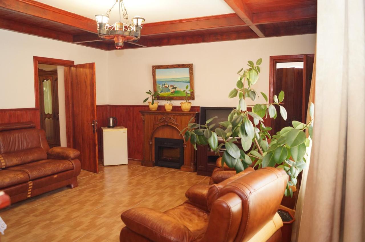 Норіс Hotell Migovo Exteriör bild